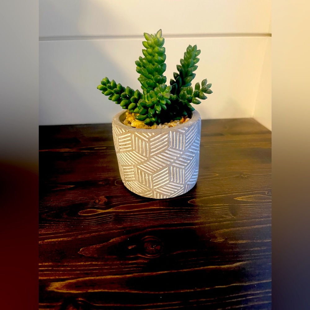 False plant decor